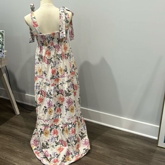 House of Harlow 1960 Floral Maxi Dress in Pink and White - Picture 10 of 10